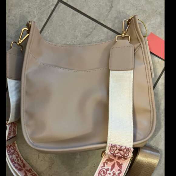 New Simply Southern Shoulder Bag with Two Straps - Picture 7 of 9